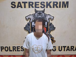 Satu Dari Emak-Emak, Pelaku Penganiayaan Dan Pengeroyokan Di Desa Ciamis Sungkai Utara Akhirnya Menyerahkan Diri Ke Polisi 