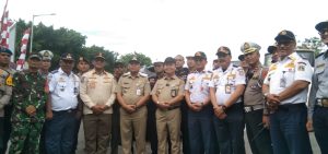 PJ Gubernur DKI Jakarta Teguh Setyabudi,M.pd Tinjau Kesiapan Armada Dan Pelayanan Di Terminal Kalideres 