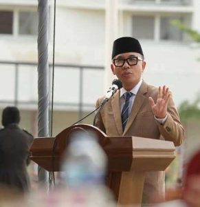 Bupati Way Kanan, Raden Adipati Surya di Amanat kan Menjadi Ketua ICMI periode 2024-2029.