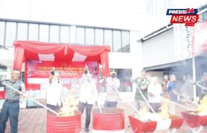 Pemusnahan Barang Bukti 218 Berkas Perkara Oleh Kejaksaan Jakarta Barat 
