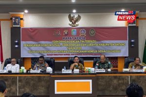 Kepala Staf Kodim Sintang Hadiri Rapat Kerja Forkopimda Bersama Timdu Penanganan Konflik Sosial