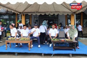 Peringati HLP Sekda Pinrang Lepas Peserta Jalan Sehat 2025