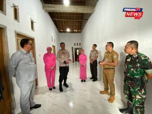 Sambut Hari Bhayangkara Ke-79, Kapolda Lampung Bedah Rumah personel Polres Way Kanan