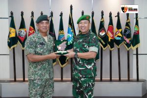 Pangdam XII/Tpr Terima Lawatan Timbal Balas Panglima 1 Divisyen Malaysia