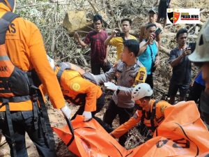 Tim Gabungan Berhasil Temukan Anak yang Hilang Di Kayan Hulu