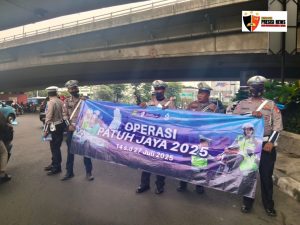 Hari Pertama Operasi Patuh Jaya 2025, Satlantas Jakbar Edukasi Pengendara Dengan Humanis