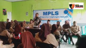 Kepala Sekolah SMK Kebudayaan Robert Enjel,Resmi Tutup Kegiatan MPLS