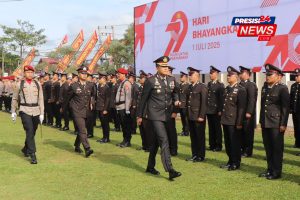 Polres Lampung Barat Gelar Upacara Peringatan HUT Bhayangkara ke-79