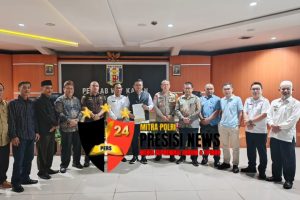 Sekdakab Machiavelli HT sukses buat kesepakatan dalam mediasi dillahan PTPN 1 Regional VII Blambangan Umpu. 