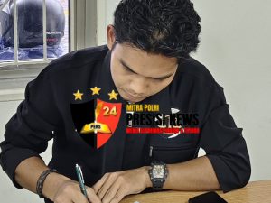 Awy Eziary (Ketua LSM Pemerhati Hukum & Keadilan) Tepis issue mundurnya Pasha Ungu/Sigit Nugroho dari DPR RI