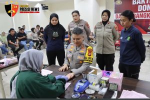 Polwan Polres Jakbar: Rayakan Hari Jadi dengan Aksi Kemanusiaan