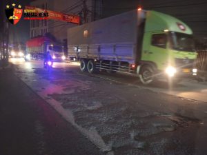 Jalan Rusak dan Lampu Penerangan Mati di Sepanjang Jalan Benda Tangkot, Pemda Dinilai Tidak Peka