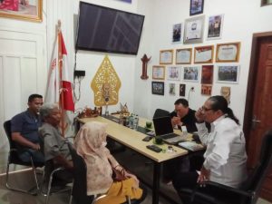 Nenek 70 Tahun Datangi Kantor Hukum Kasihhati Law Firm, keinginan memperjuangkan hak anak cucunya peninggalan kedua orang tuanya