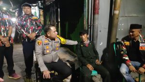 Polsek Tambora Gelar Patroli Empat Pilar, Bubarkan Kerumunan Remaja