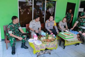 Tiga Pilar Kecamatan Tambora ‘Grebek’ Koramil Rayakan HUT ke-80 TNI