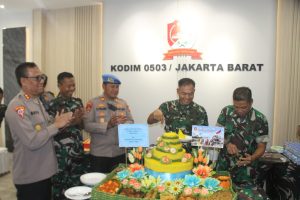 Sinergi TNI-Polri, Polres Metro Jakarta Barat Rayakan HUT TNI ke-80 di Kodim 0503 JB